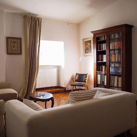 Terrazza Cavour Lägenhet Bari Exteriör bild